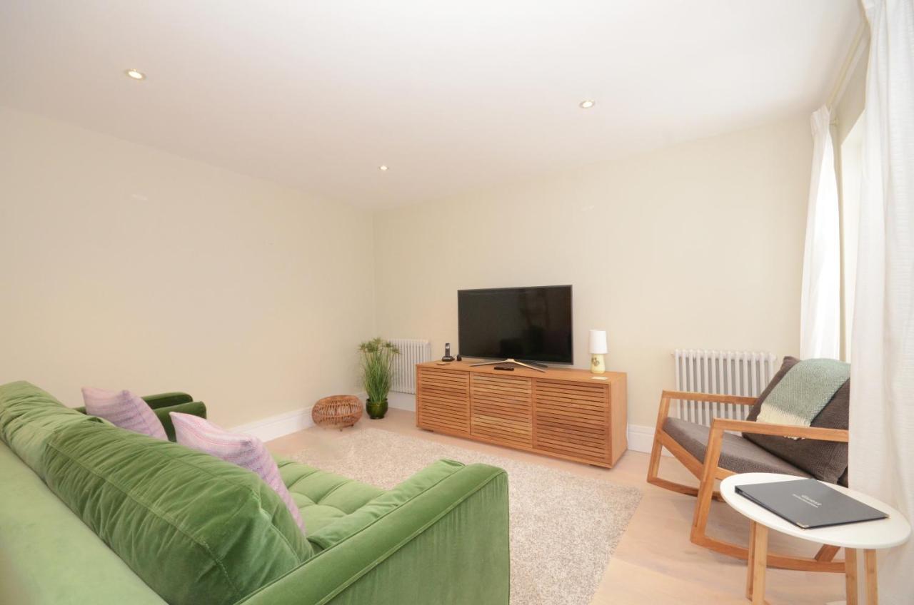 The Mews - 2 Bedroom Luxury, Spacious House With Free Parking York Eksteriør bilde