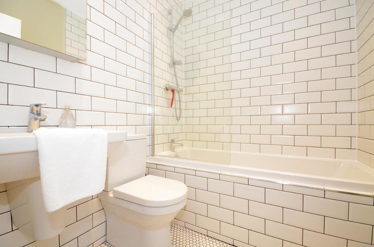 The Mews - 2 Bedroom Luxury, Spacious House With Free Parking York Eksteriør bilde